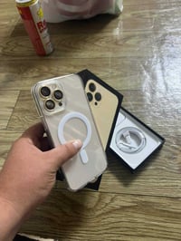 13 برو ماكس (( شرق اوسط ماستر ))  لون ذهبي مميز كامل ملحقاته مستبدل شا...