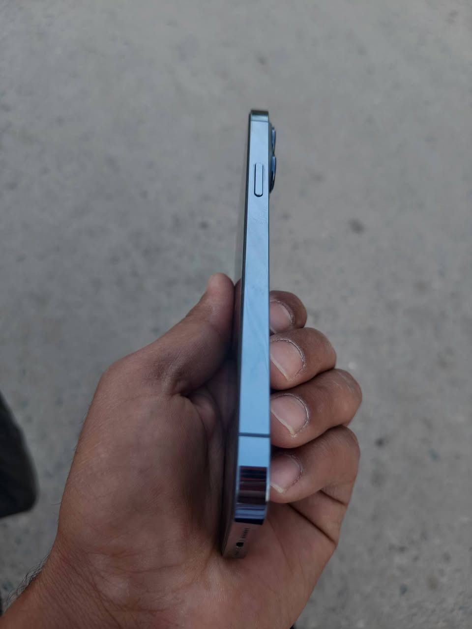 ايفون 13برو ماكس للبيع فقط مكلف بل نشر
جهاز وتر بروف ضد الماي 
جديد شخط واحد مابي قطعه حيل نضيفه
ذكره256 دبل سيم 
شرق اوسط 
بطاريه 96
السعر 750
‏‪***********‬‏
