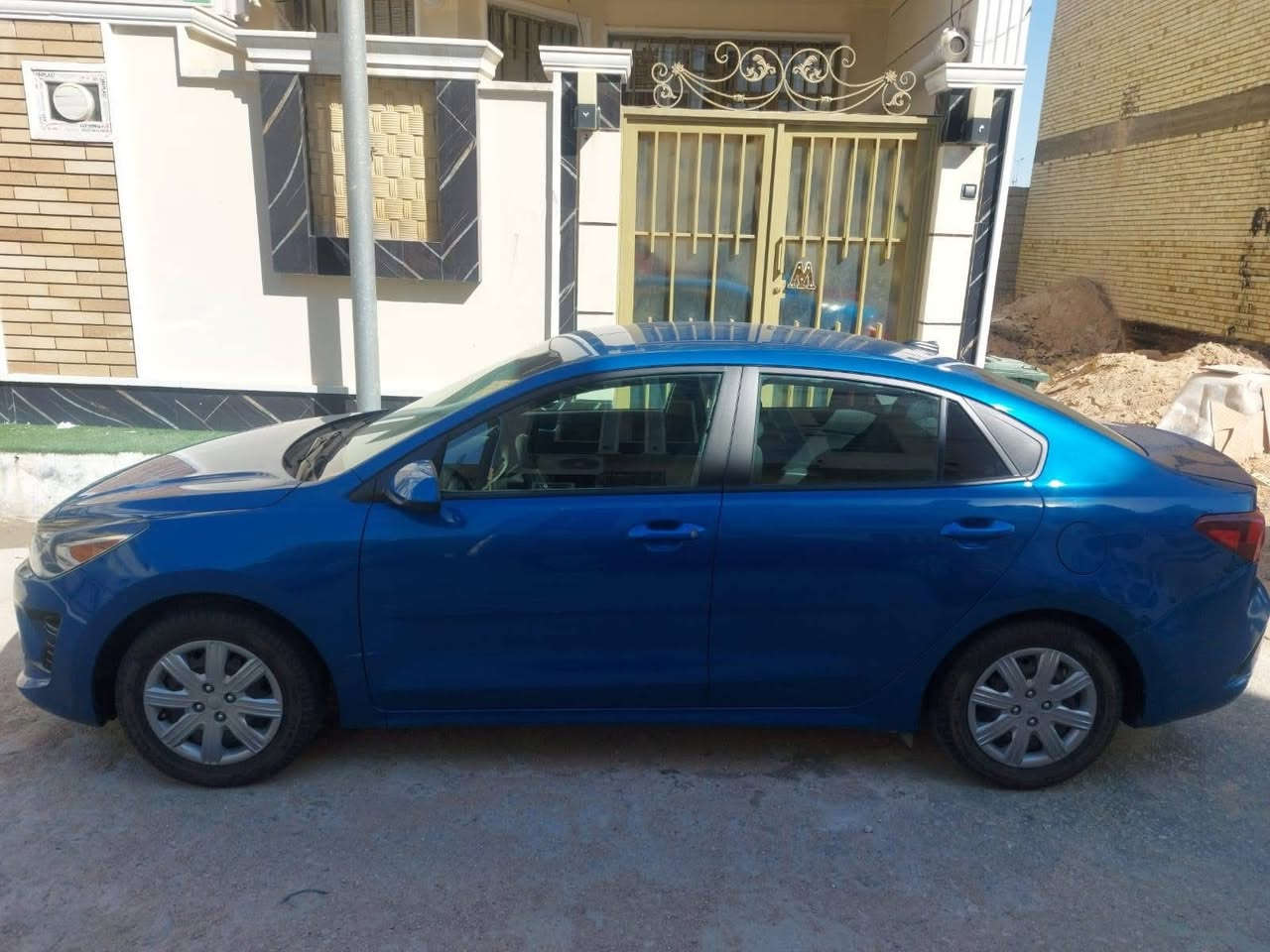 للبيع ريو موديل 23 رقم معوقين 
باقي سنه و8 اشهر تقريباً وتنفك
موضح بالصور ضربته 
وبيهه شخوط بسيطه استعمال بيت 
السعر 105$***********
