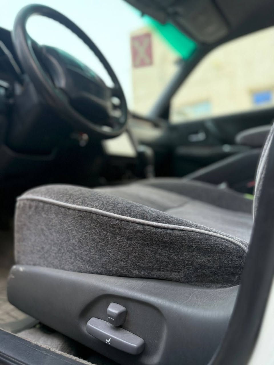 السلام عليكم
للبيع راس الثور كرستال بسمي رقم بغداد دولي صاعده هزه قبل شهر سنويه ل29 كص قماره 3000 فيشتين كشنات كهربائيه مكان النجف
السعر 85 وبيها مجال 
للأتصال ***********
