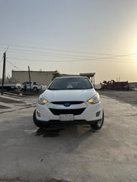 توسان ٢٠١٢ • أمريكي • مكينة ٢٤٠٠