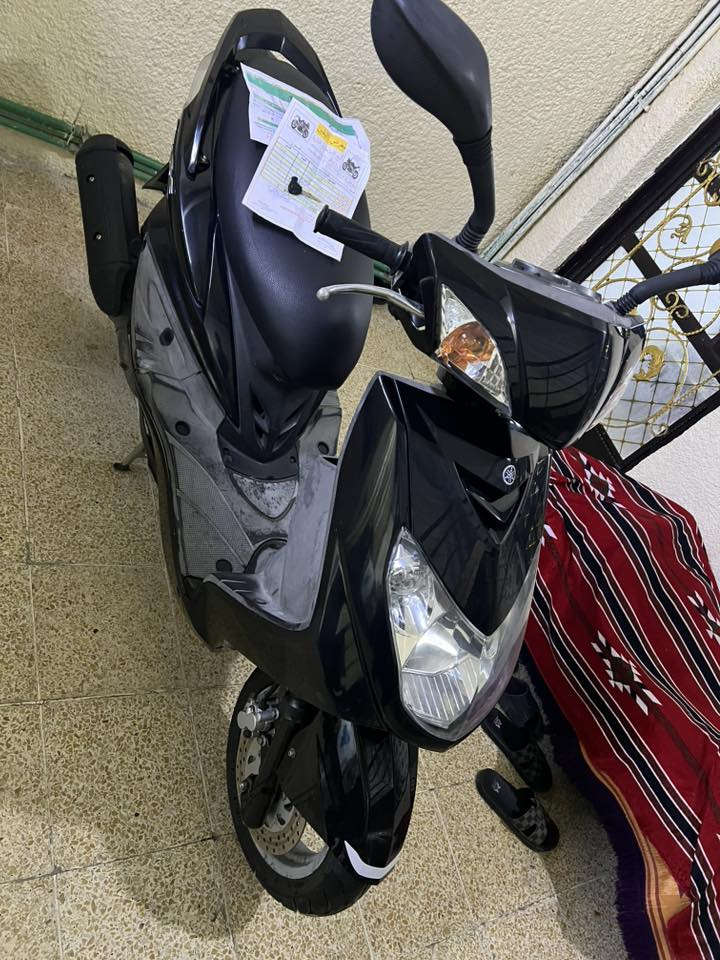 ياالله دراجه فحل ياباني مال رمبه ماشيه ٢٠ لف  لوك مكفوله كفاله عامه المكان مدينه الصدر  ***********
