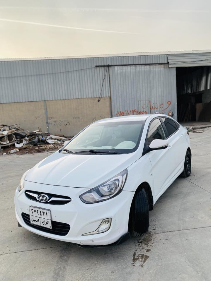 ئەکسێنت تۆماتیک مۆدیل٢٠١٢سپی بەفری دوپارچەو نیوی سبوخە پشتو پێشی کەپسە بەشەرتی رەقەمو بەناو کردن چوار تایەو ویلی تازەیە شاشە ئایپاتە فول فولەرەقەمو سەنەوی بەسەر چوە……….ژمارە تەلەفو ***********واتسئاپ فایبەر سەحر ٩٤مەحامەلە
