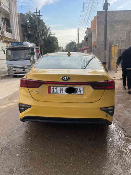 تحية طيبة . 
كيا فورتي 2020 FE محرك 2000 دوش السيارة ماشية 71 الف ميل  
كير محور At  السيارة نضيفة وجاهزة (ضربتها بچم واصل للشاصي والصور مرفقة بالمنشور ) المحرك مامفتوح ولا مبدل بي شي 

المكان بغداد العبيدي 

سعرها 105 وبيها مجال 

***********
