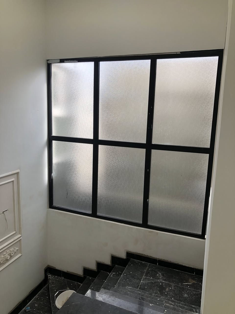 سلام عليكم معمل المنيوم الصناعية ابواب شبابيك سلايت سعر منسب جدنا وا pcv نعمل جميع محافظات سعر متر سلايت 8 دولار وا سعر باب المنيوم 140 دولار )(رقم هاتف ***********
