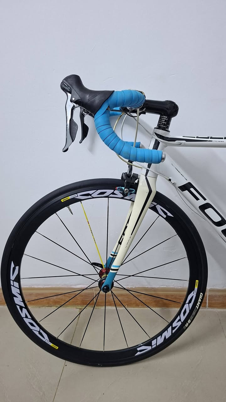 🔴 للبيع فقط  مع ملحقات وبدون 
🔵 رود فوكس الماني فول المنيوم
🔴  قياس 54
🔴 ماشه كاربون
🔴 استيرن كاربون
🔴 سستم كلارس  8×2 
🔴 وياله صوت عالي شديتها جديده ولا طالع بيها ولا مره 
دراجة نقصه فقط عيار للنقال الامامي
السعر 500 الف قفل بدون ملحقات
 مع الملحقات 625 الف 
الملحقات ✅️
1️⃣️ جنطه ظهر مع جود ماء غير مستخدمه جديده 
2️⃣️ خوذة نوع Moon 
3️⃣ ️منفاخ هواء  شحن نوعية جدا راقية ويصير باور باونك وبي لايت حركتين
4️⃣ ️عداد GEOID
5️⃣ ️لايت راس ب3 عدسات اضاءة جدا قوية وبي بطاريات ليثيوم اصلية ونفس الايت بي بك لايت ٣ حركات 
6️⃣️ جوابه عدد ٢ 
7️⃣️ بك لايت xoss
8️⃣ كفوف اصلية GEL 
🚫اي شي مو واضح تفضل خاص ارسلك فديوات


**إذا كنت صاحب هذا الإعلان وتريد حذفه لأي سبب، رجاءا أرسل رسالة إلى الدعم الفني**