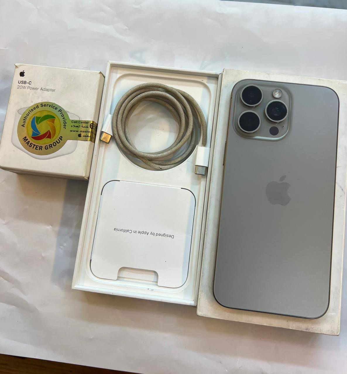 ايفون 15 برو ماكس
ذاكرة 512
بطارية 89‎%‎‎
نضافة 100‎%‎
كامل ملحقات الاصلية شركة ماستر شرق اوسط 
الاصلي وبيه ضمان 
استخدام قليل 
السعر مناسب 
***********
العنوان القطاع شارع السوك مجاور عوينات الكرار 
مركز الشمس
