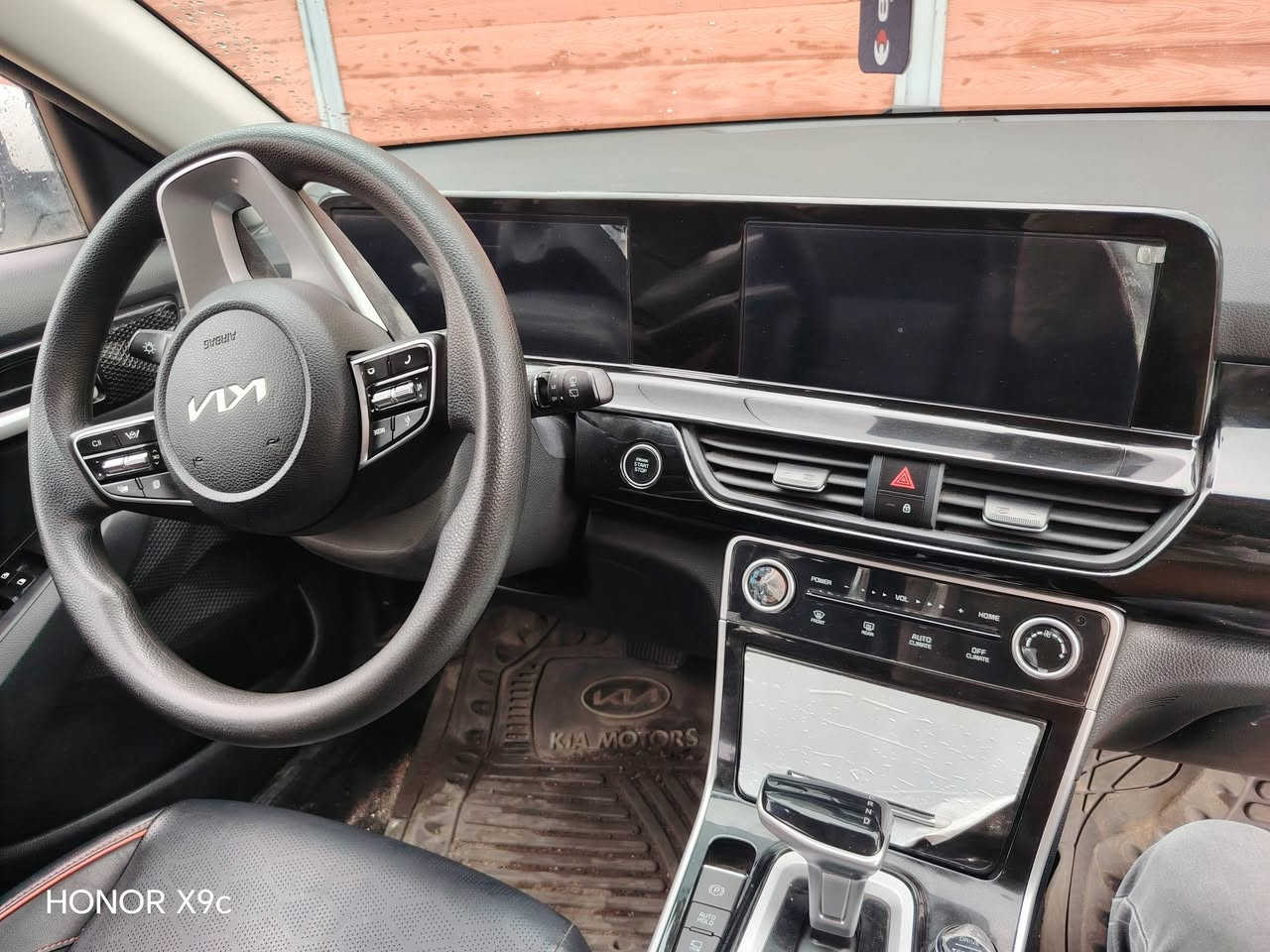 السلام عليكم
كيا سيلتوز 25
ابيض سلايد
ماشي 13000 الف
بغداد


**إذا كنت صاحب هذا الإعلان وتريد حذفه لأي سبب، رجاءا أرسل رسالة إلى الدعم الفني**