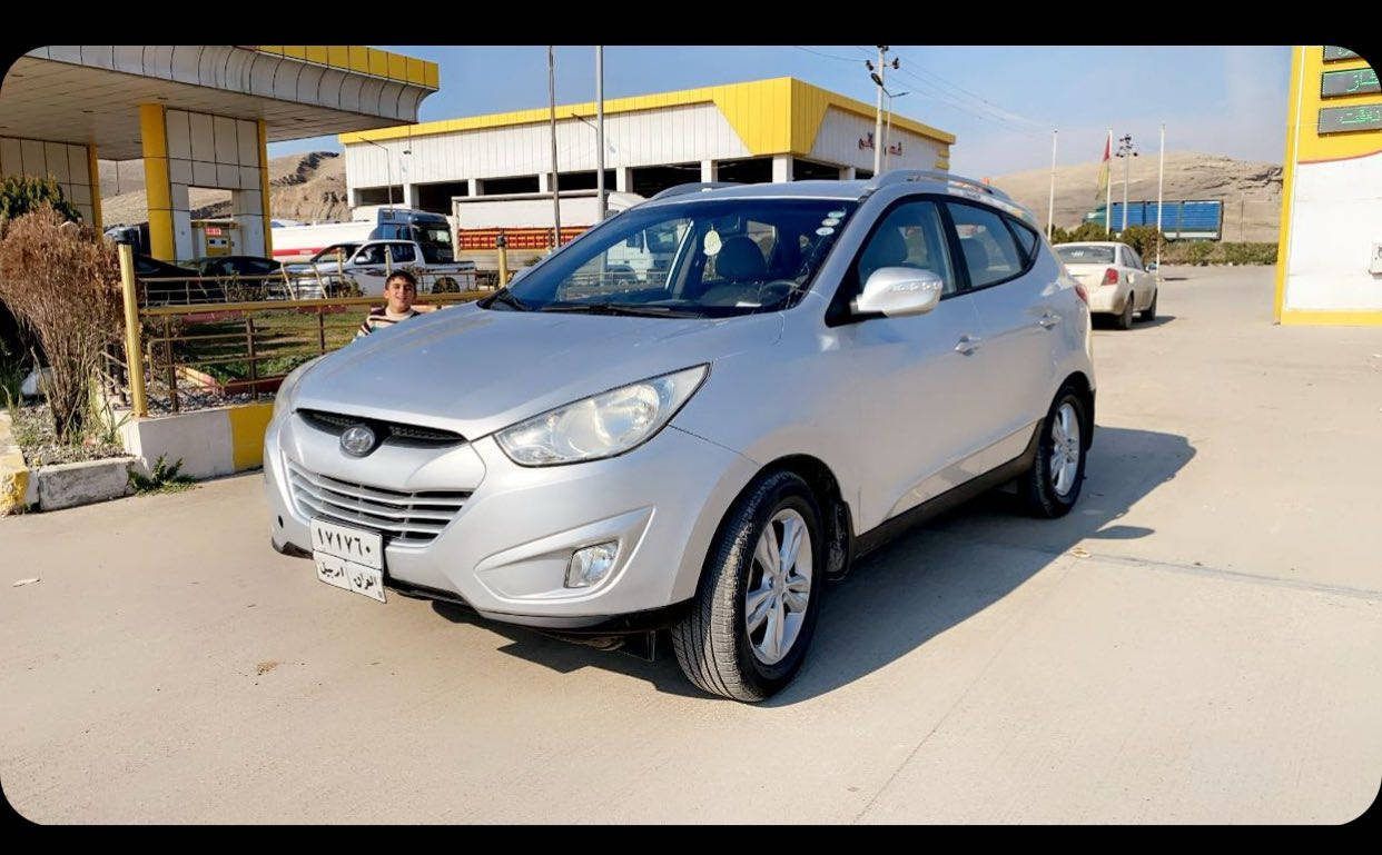 هوندا تكسون  موديل2011 من استيلام شريكه ايد واحد شخس بدون صبغ محرك ما مفتوح رقم اربيل ماشيه120  مكان سياره اربيل تلفون  ***********سعر ١٣٢  بي مجل قليل
***********
