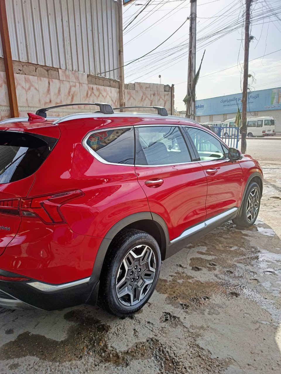 السلام عليكم 
سنتافي للبيع هايبردموديل 2023 فئه بريميوم
موصفات سياره كشنات جلد هيترات 
كامرات محيطية اشاير مري بنوراما
جنطه شفط +رادار امامي خلفي 
مكينة 2500 تنفس طبيعي 
ماشية سياره 20000مايل 
حادث سياره مرفق مع صور 
بنيد نفسة راجع وجاملغ نفسة راجع
رقم بغداد تحويل ثاني يوم 
عنوان بغداد بلديات***********
ما متواجد على نت فقط تصال
