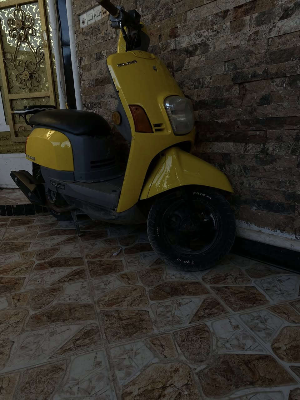 السلام عليكم 🫡 بوليس 2009 كابريتر دراجه كل نقص مابيها محرك خير من الله دراجه حلوا مكان الخالص سعر 500 بي مجال ***********
