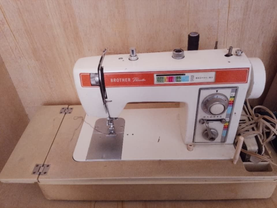 مكينة خياطه نضيفه ماداخله تصليح 
السعر 60 وبيه مجال
مكان الديوانيه عفك


**إذا كنت صاحب هذا الإعلان وتريد حذفه لأي سبب، رجاءا أرسل رسالة إلى الدعم الفني**