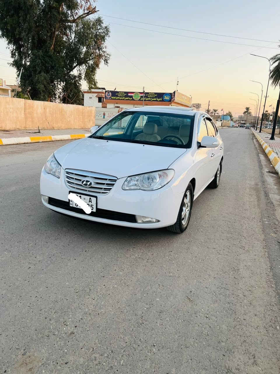 سلام عليكم ورحمة 
النترا موديل 2011 
الون ابيض 
محرك 16 دكشن عالي بدون فتح 
رقم سليمانيه جديد دولي بسمي 
داخل ملكي اصفر 
ويل كروم 
اشاير بل مري شفط 
فتحه سقف سلايت 
سياره كلين بدون صبغ 
سياره مال بيت جاهزه من كلشي 
صدر خلفي امامي جديد 
تواير اربعه جديد 
سياره ستخدام شخصي مال بيت 
نضافه فول وحله من الصور بعد وجاهزه خير وبركه 
بلعافيه ع ياخذها 
سعره 125 وبيه مجال بيع نقد فقط 
مكان سياره صلاح الدين شرقاط 
ملاحضه سونار معاها فحص  ***********
