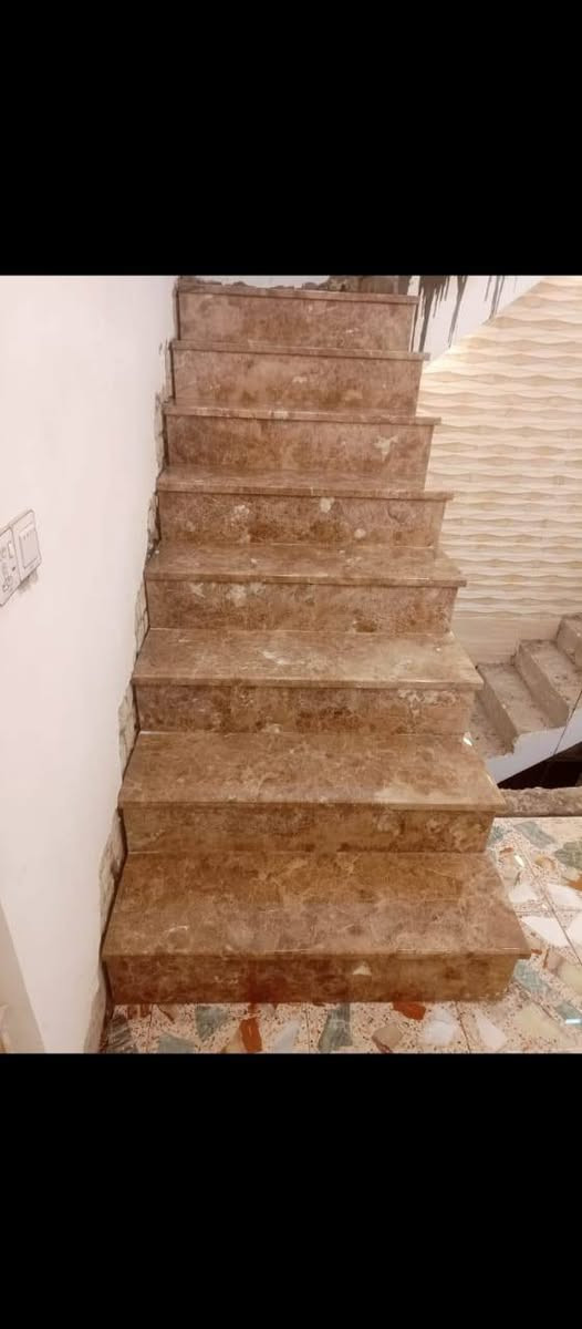 خلفه تطبيك ارضيات وبايات درج
*********** حمودي 
متواجد خاص واتساب
