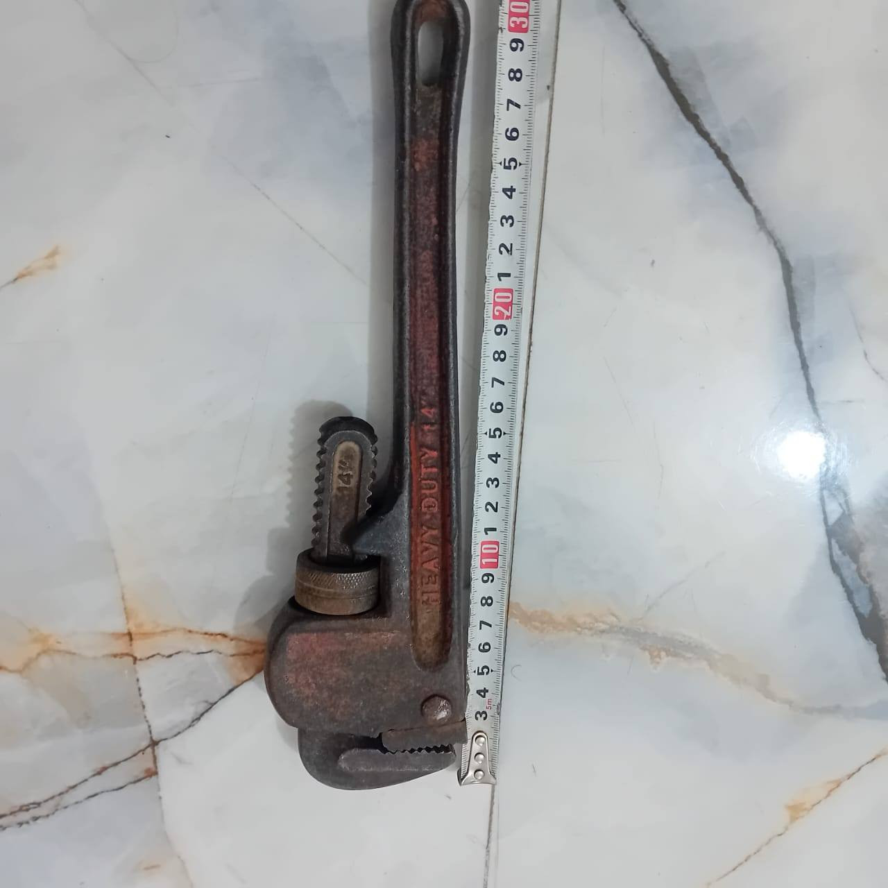 لبيع
اغراض قديمه 
***********
