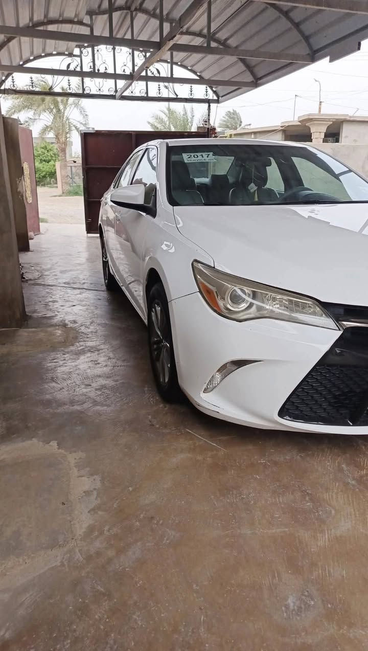 السلام عليكم 👋
للبيع 

 كامري 2017 Se وارد أمريكي 
بدون ضرر (كلين👍) 
مواصفات :
مقاعد جلد 
مقعد السائق كهرباء 
شفتات ستيرن 
شاشه 
كامره خلفيه
وبعد مواصفات معروف 
السياره حلوه ما تصرف عليها دينار صدر وتايرات كفاله
والسياره مالة بيت وأحلى من الصور 
مكان السياره : صلاح الدين_بيجي_قرية البعيجي 
السعر :اتصل على الرقم ***********
