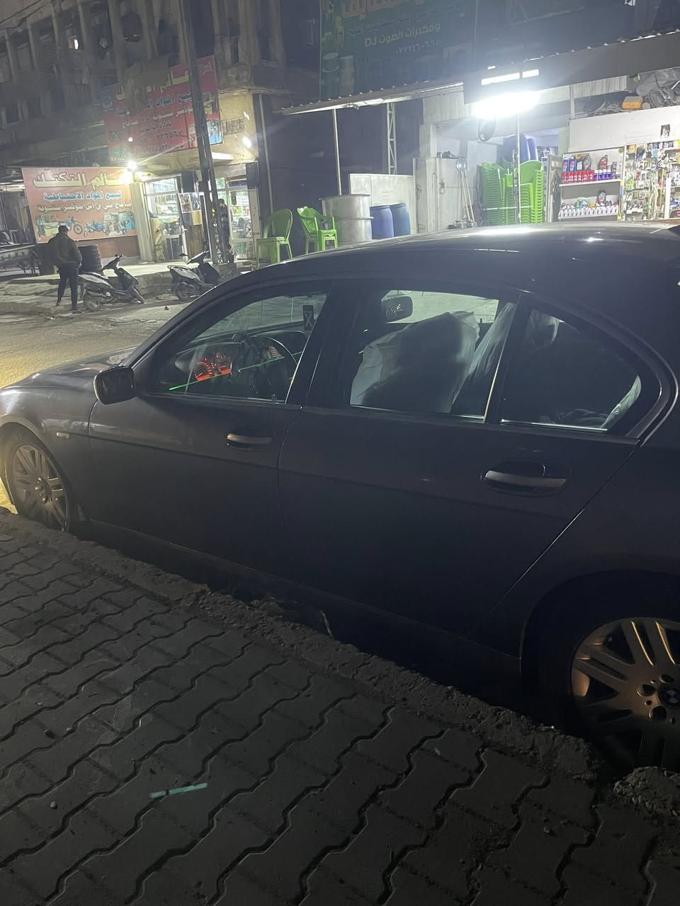 سلام عليكم باخره موديل 2002 باب قصير حجم 745 اصل وفصل سياره مكفوله من دكه جاكوج ومعجون وضربه بيه جراد قليل جاملغ امامي كهربائياته مكفوله من جطل وتيب وكله شغاله محرك كير تبريد حداديه كله شرط بيبان وجنطه شفط المهم مواصفاته معروفه الباخره رقم وهزه وسنويه جديد بسم صاحبي مكاني حله  سعره 115 واتساب ***********
