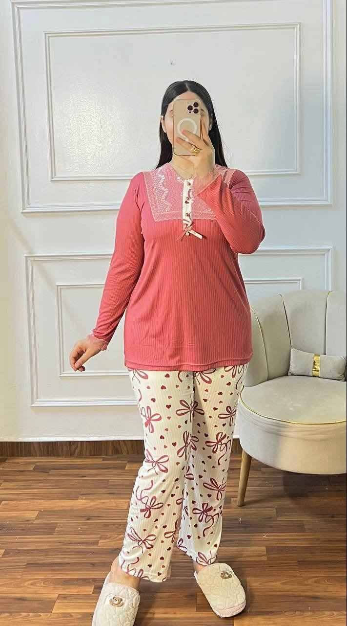 🌙✨ بيجامة نسائية أنيقة ومريحة - ستايل راقي للدار والنوم
إلى كنتي كتقلبي على الراحة والأناقة فنفس الوقت، هاد البيجامة هي الاختيار المناسب ليك. 🩵
✔️ قماش ناعم ومريح على البشرة.
✔️ تصميم أنيق بألوان هادئة وزواق رقيق.
✔️ مناسبة للنوم، الجلوس فالدار والاسترخاء.
✔️ سروال بطبعات جميلة وكلاسيكية.
✔️ خفيفة ومريحة للاستعمال اليومي.
📏 المقاسات: متوفرة حسب الطلب.
🚚 التوصيل متوفر لجميع المدن.
🔥 الثمن: 199 درهم فقط بدل ما تضيعي الفرصة. ورزازات, المغرب


**إذا كنت صاحب هذا الإعلان وتريد حذفه لأي سبب، رجاءا أرسل رسالة إلى الدعم الفني**