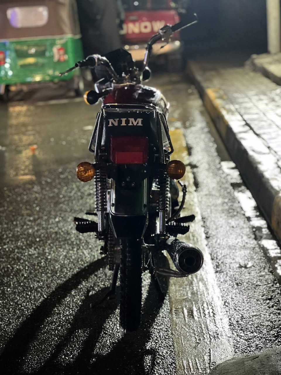 السلام عليكم اخوان حبايب دراجه ايراني 4 كير نامه موديل 23 اوراق اصولي واكفلك سرقه دراحه خير من الله نقصها جبنه مال ملف وملف حته ترجع كهربائيتها بلاد اي نقص ما بيها سعرها 600 قفل بدون عمله مكاني الدوره ابو دشير رقمي ***********
