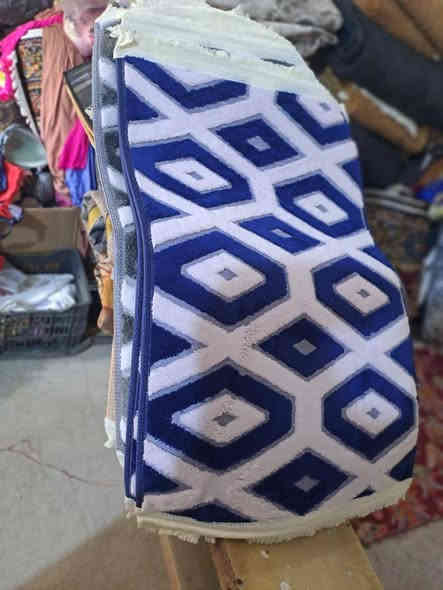 دواسات

بغداد العبيدي شارع ٢٠ رئاسة

***********
