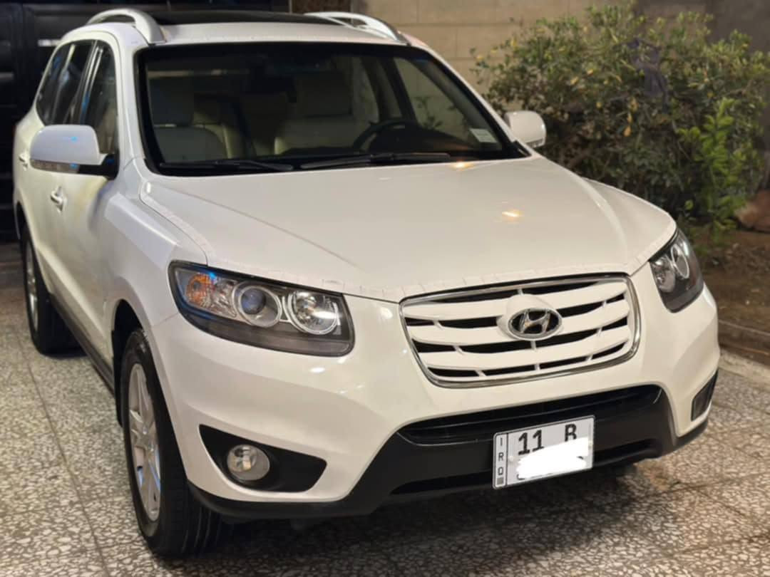 ألسلام عليكم
سنتافيا 2011
فول مواصفات كفاله عامه ماشيه 75 ألف للإستفسار 
***********
