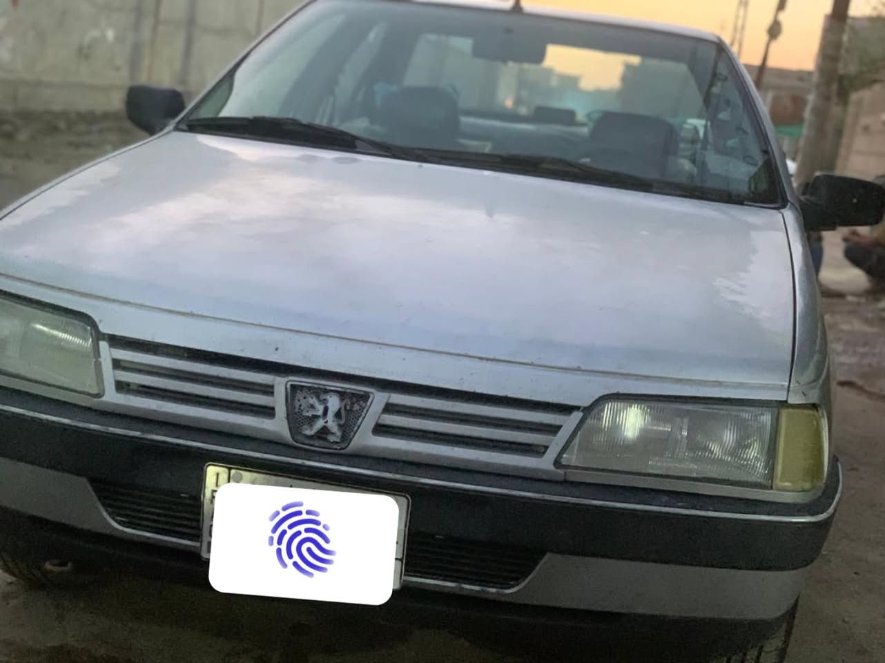 سلام عليكم من رخصت الادمن بيجو جيلكس ٤٠٥للبيع تخم تاير صدر جديد 
تبريد ويه سويج سنتر لوك أربع بيبان 
تحويل ثاني يوم السياره حلوه 
كير ومكينه خير من الله 
السياره جاهزه عله ٢٤حبايه 
عليه غرامه ٥٠٠ينزل من سعره 
السعر ٥٠وبيه مجال ***********
