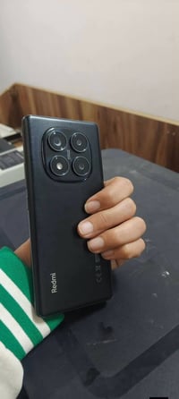 جهاز ريدمي نوت 14 جهاز نضيف مع كامل ملحقاته ب 270 وبيه مجال بيه خلل بس...