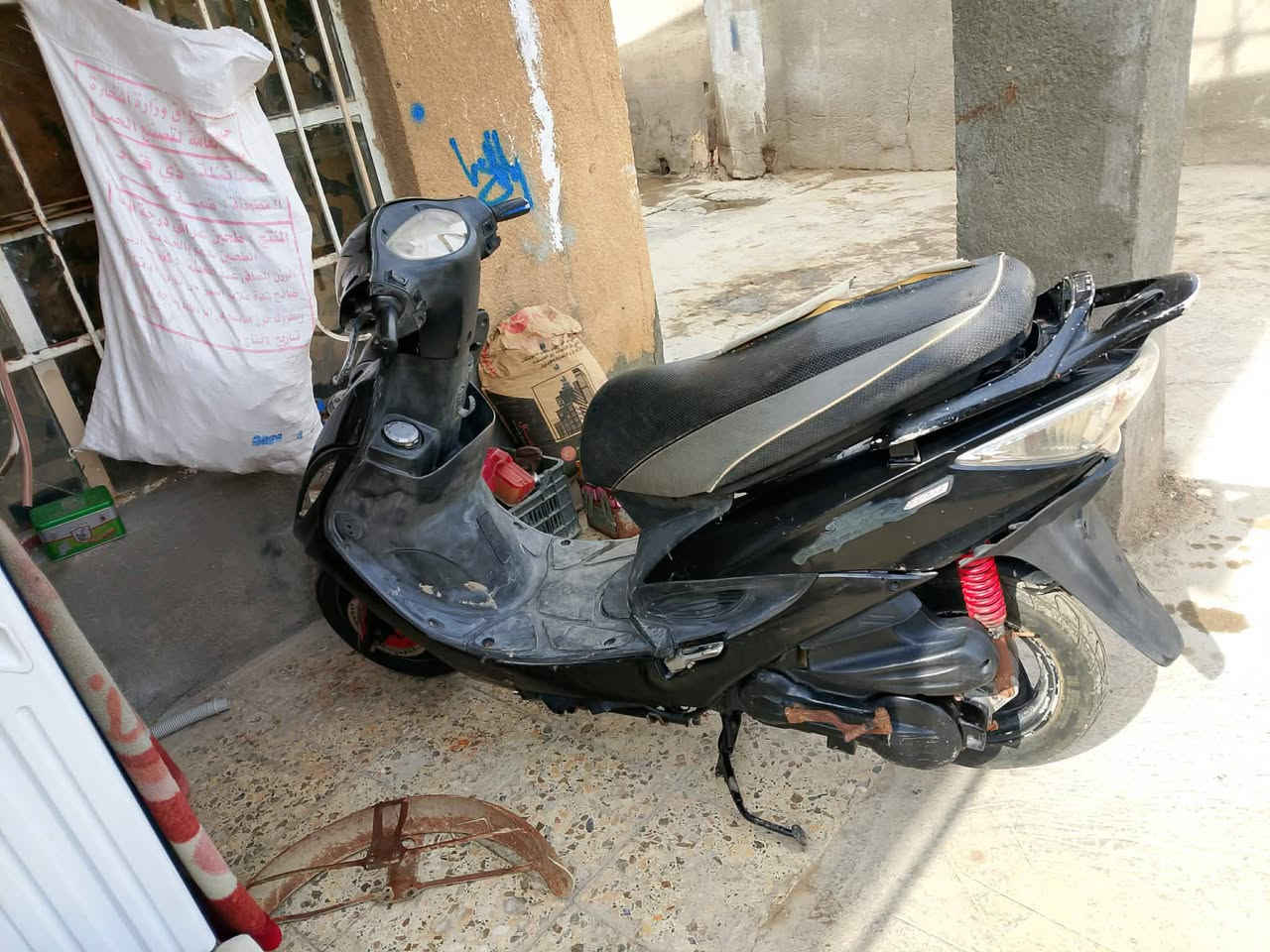 السلام عليكم دراجه كامكو نضيفه شوفت عينك شغاله كهربايئات كله شغاله  *********** اتصل وبيك خير ودلل مناسبه
