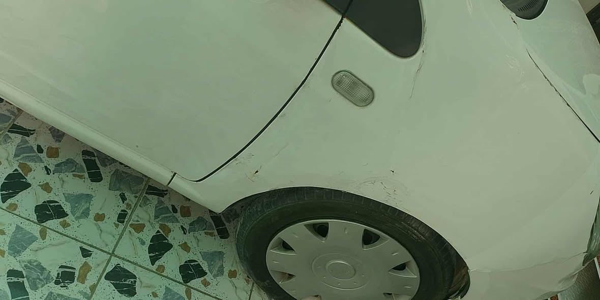 باندا موديل 13 مابيها شي نضيفه كير ومحرك رقم بغداد سنويه بإسمنا تحويل ثاني يوم مصفره من الغرامات رقم جديد انكليزي تبريدها شغال شاشه وكاميرا ماشيه 57 الف بيها جاملغ صفحة السايق صبغ بدون معجون وشخوط خفيفيه مثل ما واضحات بالتصوير السعر 50 وبيها مجال .. أخذتها تعلمت بيها سياقه قبل 5 أشهر ..
مكان السياره بغداد الحسينية للتواصل الإتصال على الرقم ***********
