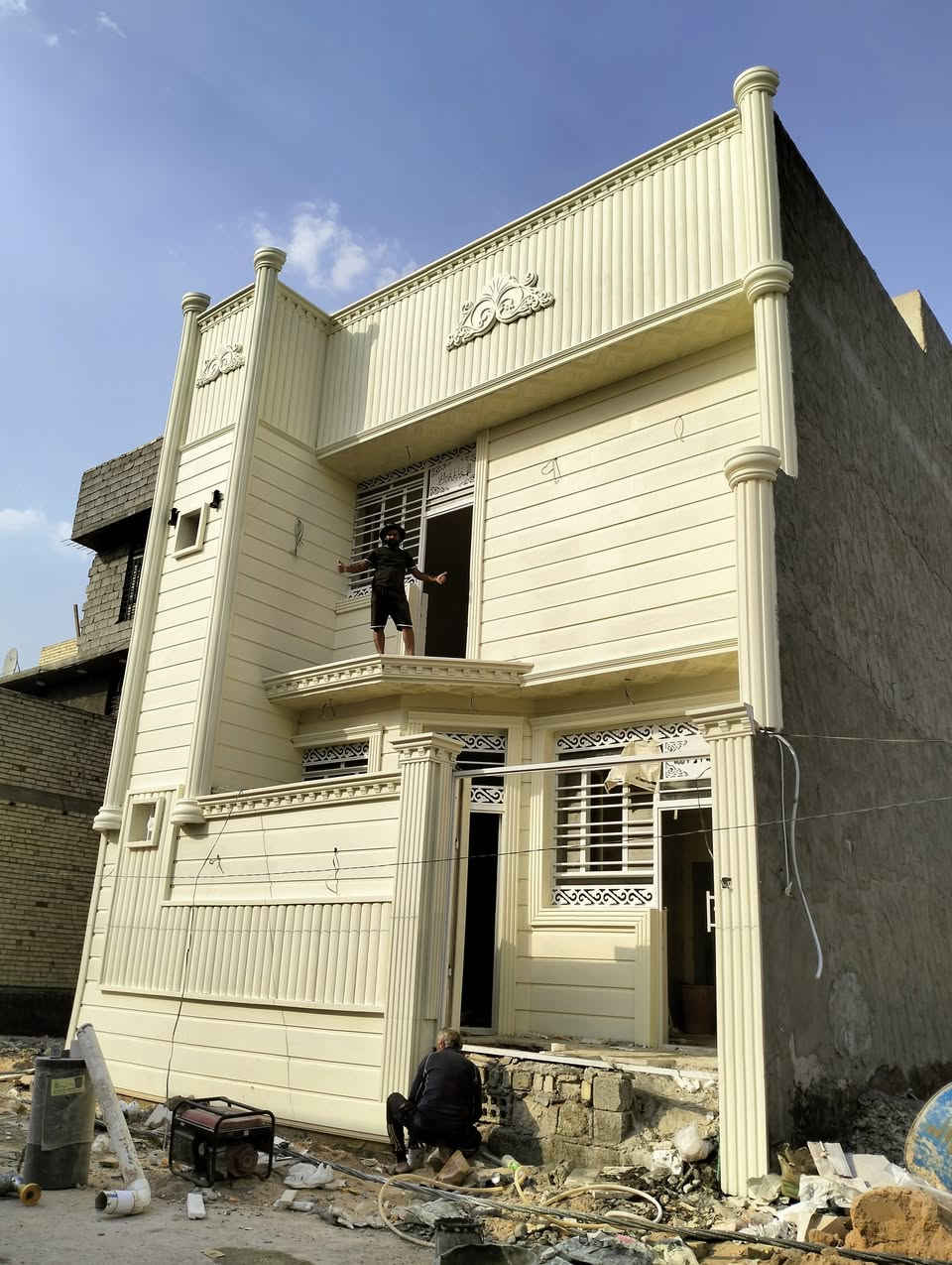 يا الله مستعدين لكافه اعمال الواجهات تغليف في ماده الفوم التركي طلس وصبغ شغل درجه اولى كربلاء ***********
