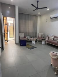 دار ١٠٠ م واجهة ٥نزال ٢٠ للبيع في منطقة حي الجهاد المخابرات بسعر مناسب...