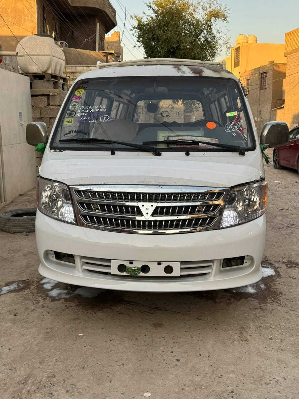 سلام عليكم فتون موديل 2009رقم احمر بغداد تحويل مباشر مكينه وكير وكسل خير تخم تاير وتخم ويل جدد عليه غرامات ينزل من سعره السعر45وبيه مجال او تكص الغرامات واخذ 28صافي رقم الهاتف ٠٧٧٤ ٦٨٦ ٠٤٨٨
