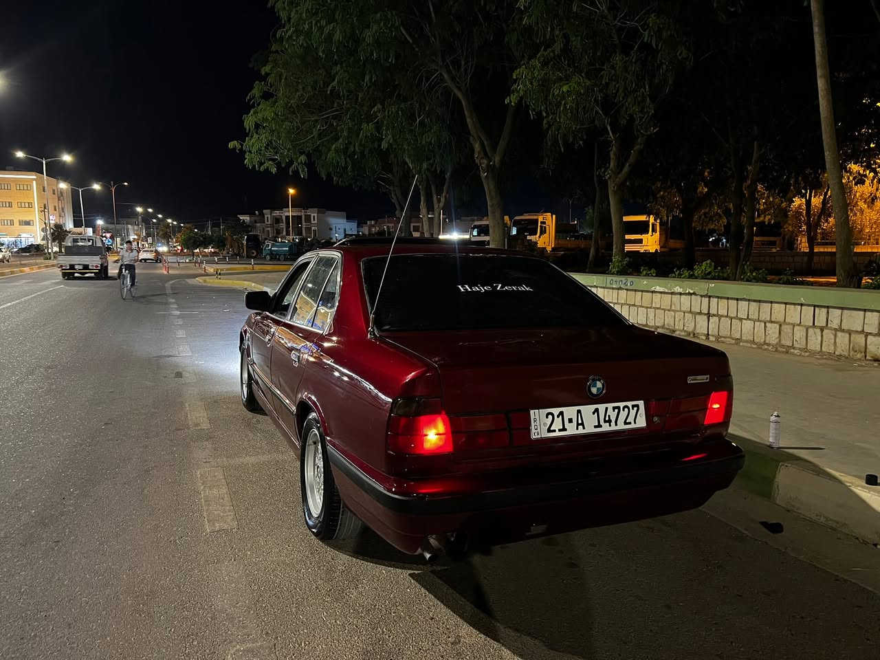 بي ام دبليو 1990 شرط وضع الشركة 😮‍💨
ماشاءالله على نضافه مال هاذا السياره 
مكفوله كفاله عامه + بدون ضربه + بدون خياس + بدون تبديل 
السياره كزازه ماشاءالله شخطه مابيها + لونها مميز كلش حلو 
محرك 525 شرط عليها قوه و شلعه عبالك 544
گير محرك بل باكيت شرط لا صرف لا صوت لا بخار شرط الفحص
تخم تاير جديد شديتله + صدر امامي خلفي بل كامل كوله بدلته 
رقم سليمانيه قبل يومين حولتها رقم سنويه هزه كله جديد 2031
شرط تحويل وكاله و غرامه + جام امامي جديد بدلته 
الله شاهد سياره صارف عليها و ما مخلي بيها برغي نقص 
تبريد مركزي + لايتات زينون + لايتات حلقه + دعاميه M
سلایت + ويل كب حسير + بلاجكتور زينون 
ماشاءالله كهربائيات كله بلادي + شرط حماوه ثابته ابد ما تصعد 
العنوان ~ كلار قضاء سليمانيه 📍
السعر ~ 58 وبيها مجال 💵💸
الهاتف ~ ***********
ملاحضه/ تجي اذا مو نفس الصور و مو نفس التفاصيل مصاريفك عليه 🤍
