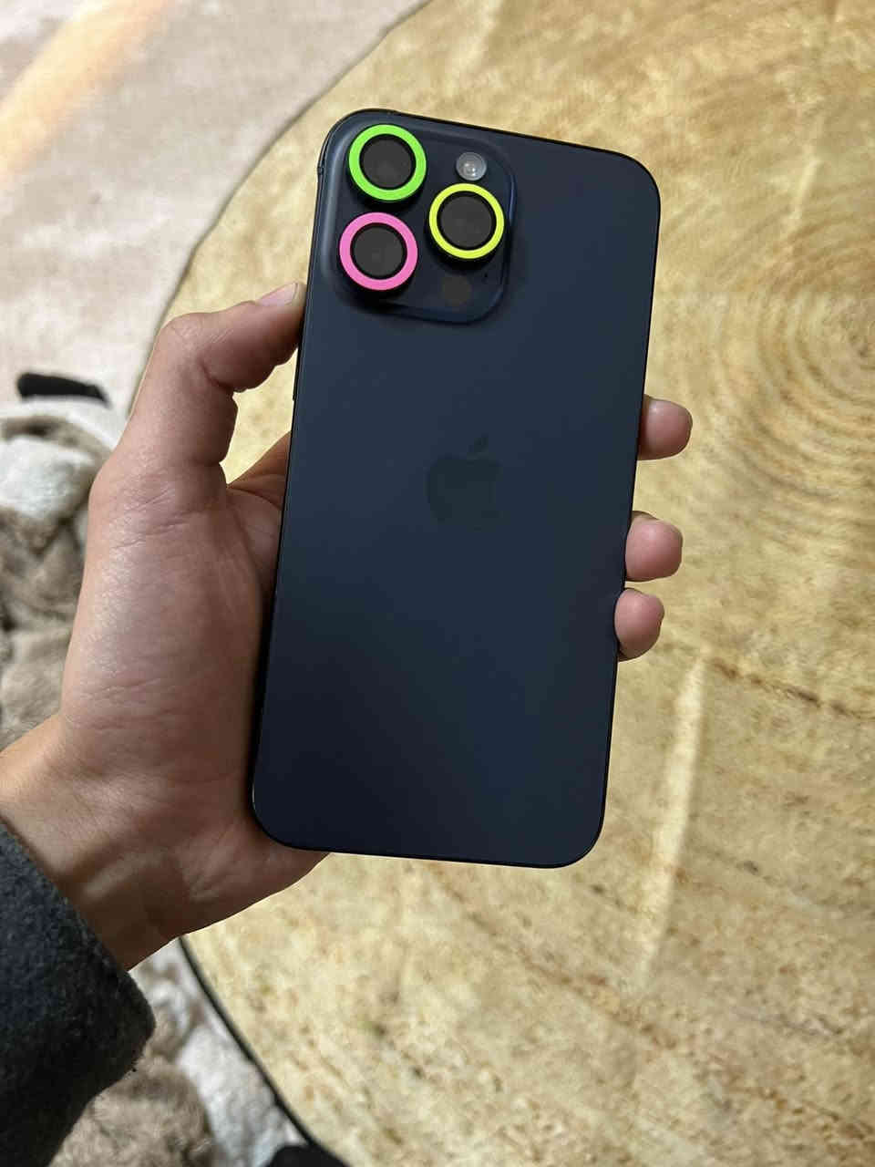 السلام عليكم ايفون ١٥ برو ماكس ذاكره ٢٥٦ بطاريه ٨٩ الجهاز مبدل شاشه نوعيه كلش حلوه ومبدل كامره مال تفصيخ الباقي كله شغال وكله بلاد فيس ايدي شغال وبي طخه بل شاصي مثل مموضح بل صوره نموذج m عربي ماستر السعر ٥٧٠ وبي مجال بسيط مكاني بغداد الاسكان شارع مستشفى الطفل الاستفسار الاتصال على الرقم ***********
