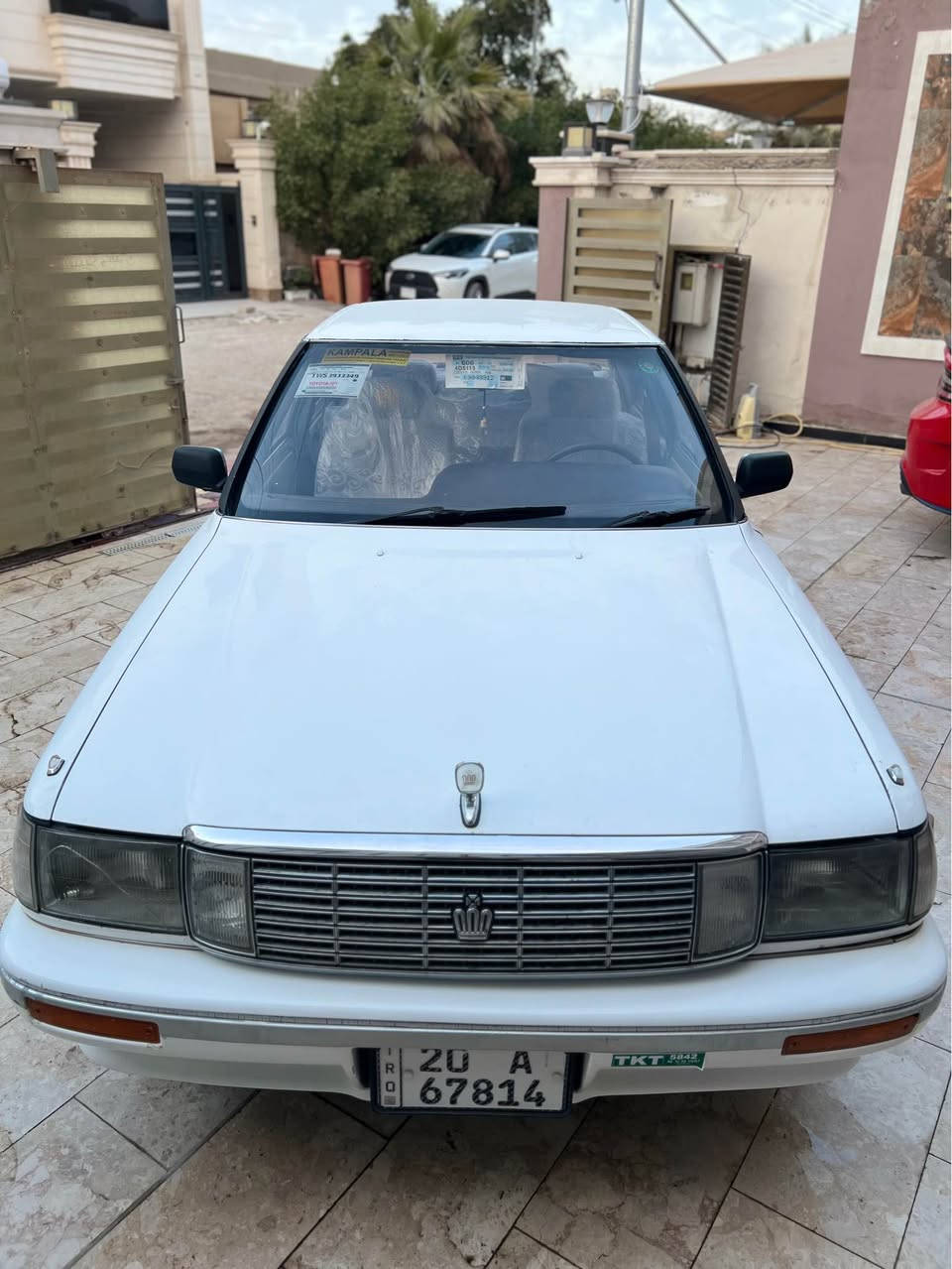 السلام عليكم 

سوبر هارتوب 1991 للبيع مكينة راس الثور 
مكفولة من الصبغ والحادث ونقل الجثة والخياس 
رقم ديالى كهربائياتها شغاله كشر نظيف الداخل يرادله ترتيب تايرات جديده تبريد ثلج   
مكان السياره زيونه 
السعر 68 ورقه وبيها مجال بسيط.  
الرقم للأستفسار (***********) بغداد, العراق
