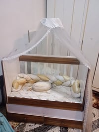 تخت للبيع هوه وناموسيه ودوشك كل ضرر مابي ب55 وبي مجال العنوان ‏‪0750 2...