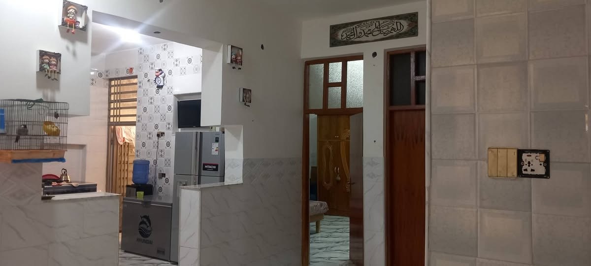 السلام عليكم 
للبيع زين القوس شارع الكفاح
200ع ساحه مطلوب اسكان 
***********
***********
