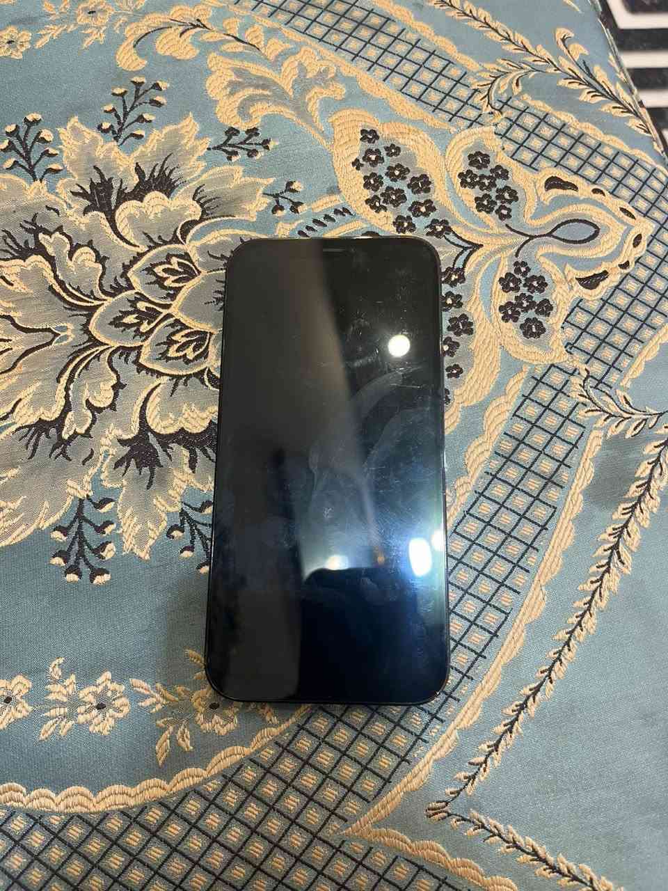 آيفون ١٢برو ماكس شرق أوسط  ذاكرة ١٢٨ نظافة ٩٥٪؜ بطارية ٩٣ آي شي ما مبدل بيه بغداد / مدينة الصدر
***********
