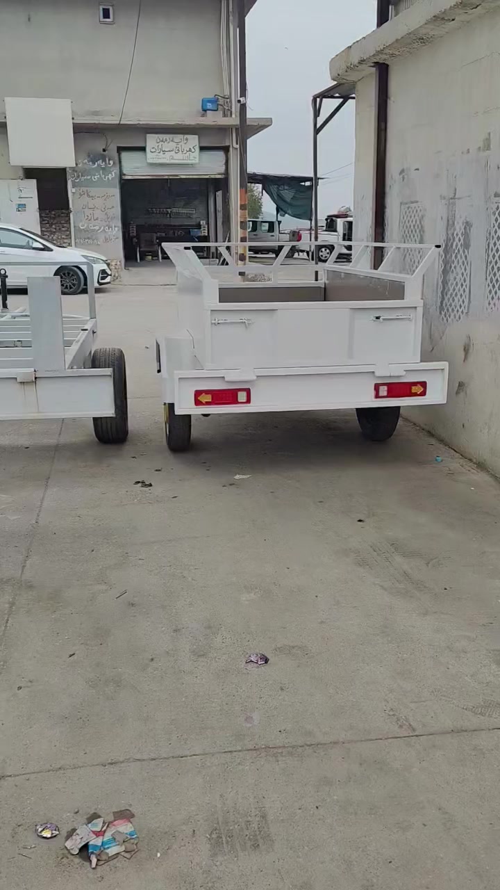 ***********
***********
