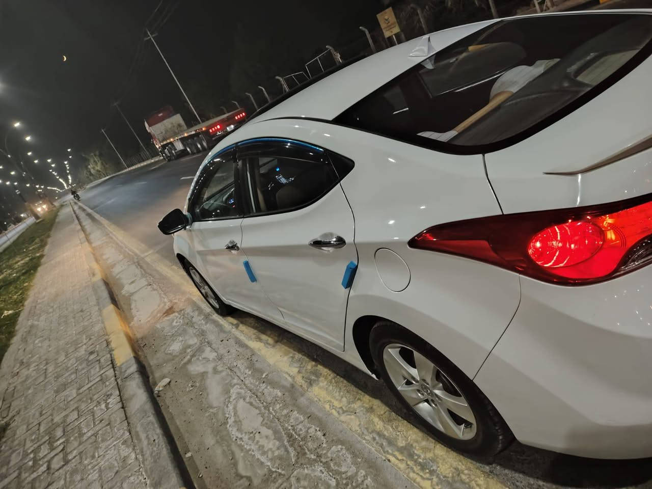 النترا موديل 14 خليجي محرك 1800
سوناره مرفق مكانه الشاميه سعر 115 وبيه مجال


**إذا كنت صاحب هذا الإعلان وتريد حذفه لأي سبب، رجاءا أرسل رسالة إلى الدعم الفني**