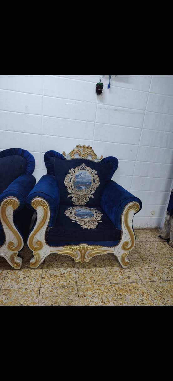 تخم  ١٠ مقاعد
٣٥٠
الرقم ***********
