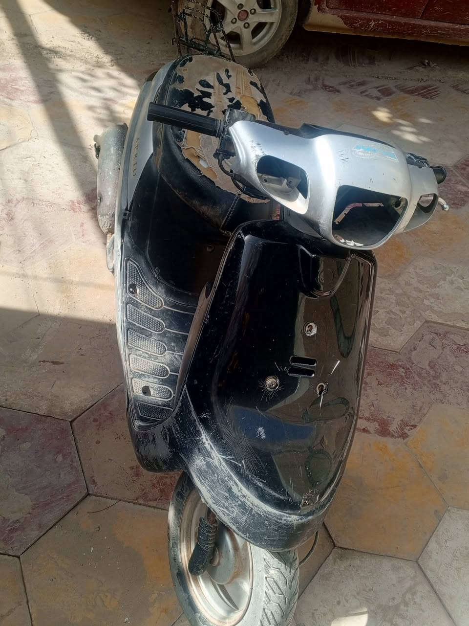 السلام عليكم دراجه زعره للبيع تشتغل كلشي مابيهة السعر 100 وبيهة مجال قليل المكان ديوانيه مركز الرقم ***********
