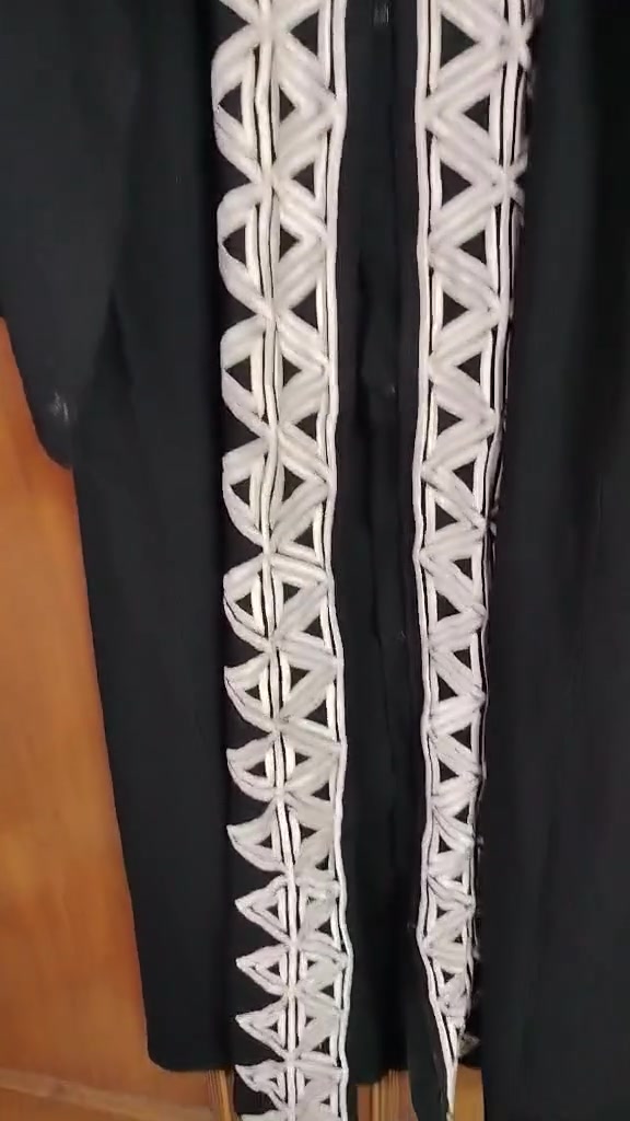 للبيع قيم واخذه الشراي يتفضل على خاص مكاني نفق الشرطة


**إذا كنت صاحب هذا الإعلان وتريد حذفه لأي سبب، رجاءا أرسل رسالة إلى الدعم الفني**