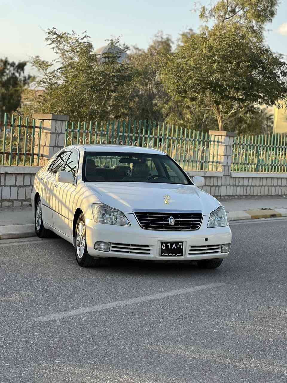 شاهینە موس 
2005
٢ دگمە ی ١٨٠. چاڵ و شوختی نیە
بە شەرتی بۆنیت سنوق سەقف ئەیفرۆشم
نازانم جگە لەوانە چی تری پیوەیە سفر سفرە
٤ تایو ویل تازە
***********
نرخی ٦٥ مامەڵە
