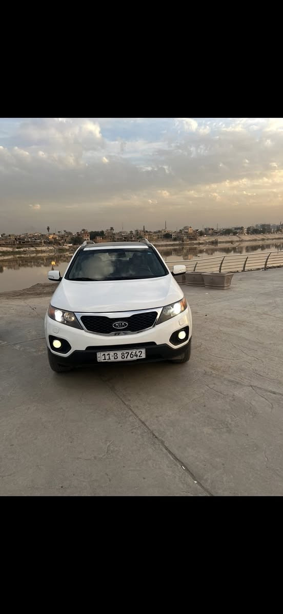 سلام عليكم سياره سورنتوا  خليجي (كويتي) 6 سلندر مكفوله من تبديل وصبغ مواصفات واحد على واحد 
بانوراما
بصمه أبواب
بصمه تشغيل 
تحكم استيرن
فول مواصفات 
كشنات كهرباء 
7 راكب 
السياره موجوده بلكاظميه للاستفسار مكلف بلنشر
***********
***********
