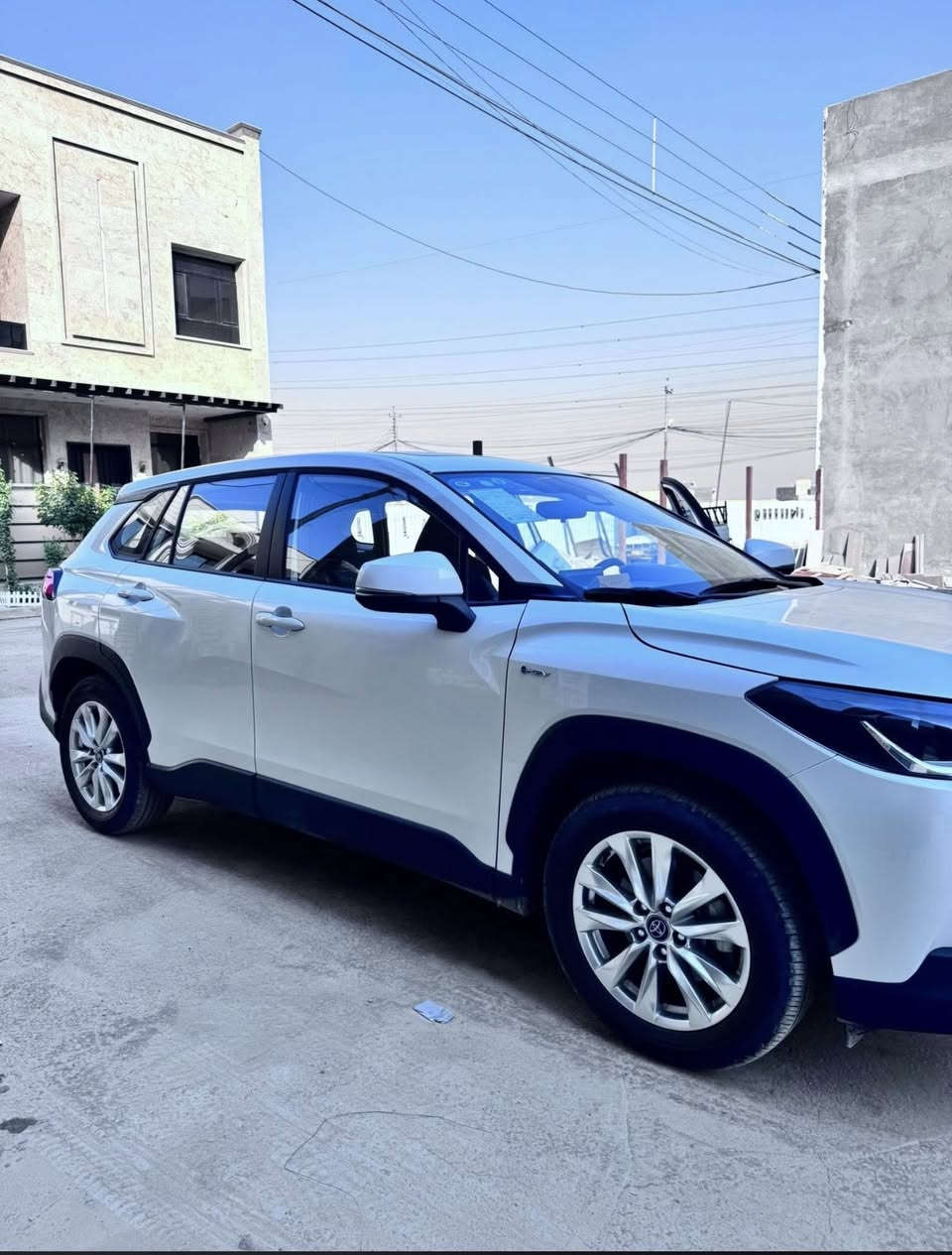 كورلا كروز مديل 2025 ماشيه 15 الف كيلو  سياره مكفوله نضيفه كلش مثل صور مواصفاتها معروفه كامره رادار امامي بصمه  سعر 185 قفل ورجاءاً  المو شراي ليراسلني   تفضل خاص لو واتساب راسلني ***********
