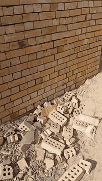 اخوان السلام عليكم ورحمة الله وبركاته خلفه بناء شغل درجه اوله ومصداقيه بلعمل ولتزام بلموعد ستلام هندسي الأتصال ع الأرقام ***********
***********
