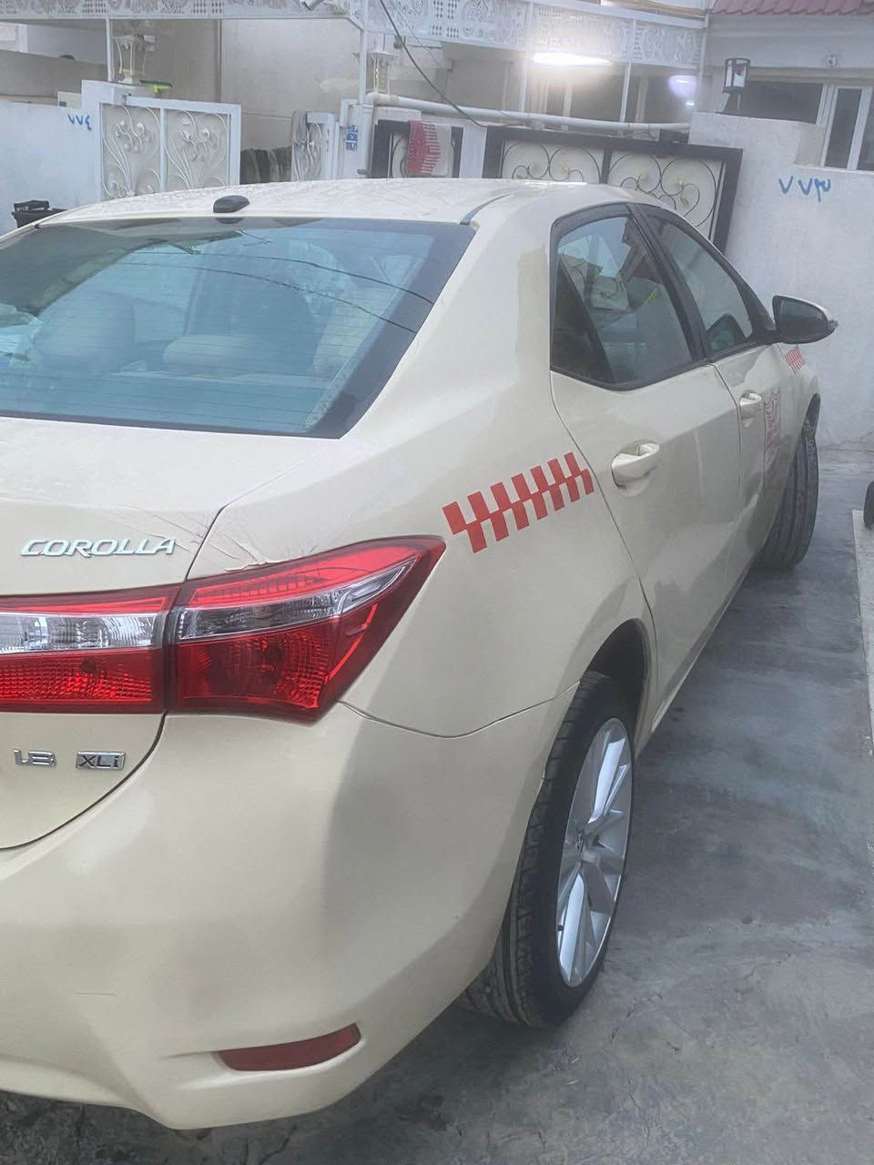 بیکاشۆ 2014 $١٤٠: ***********
وەرگەرایە 
گیرحادی چرکەی تیدا نیە 
سه يارةكة زؤر جوانة أربيل, العراق
