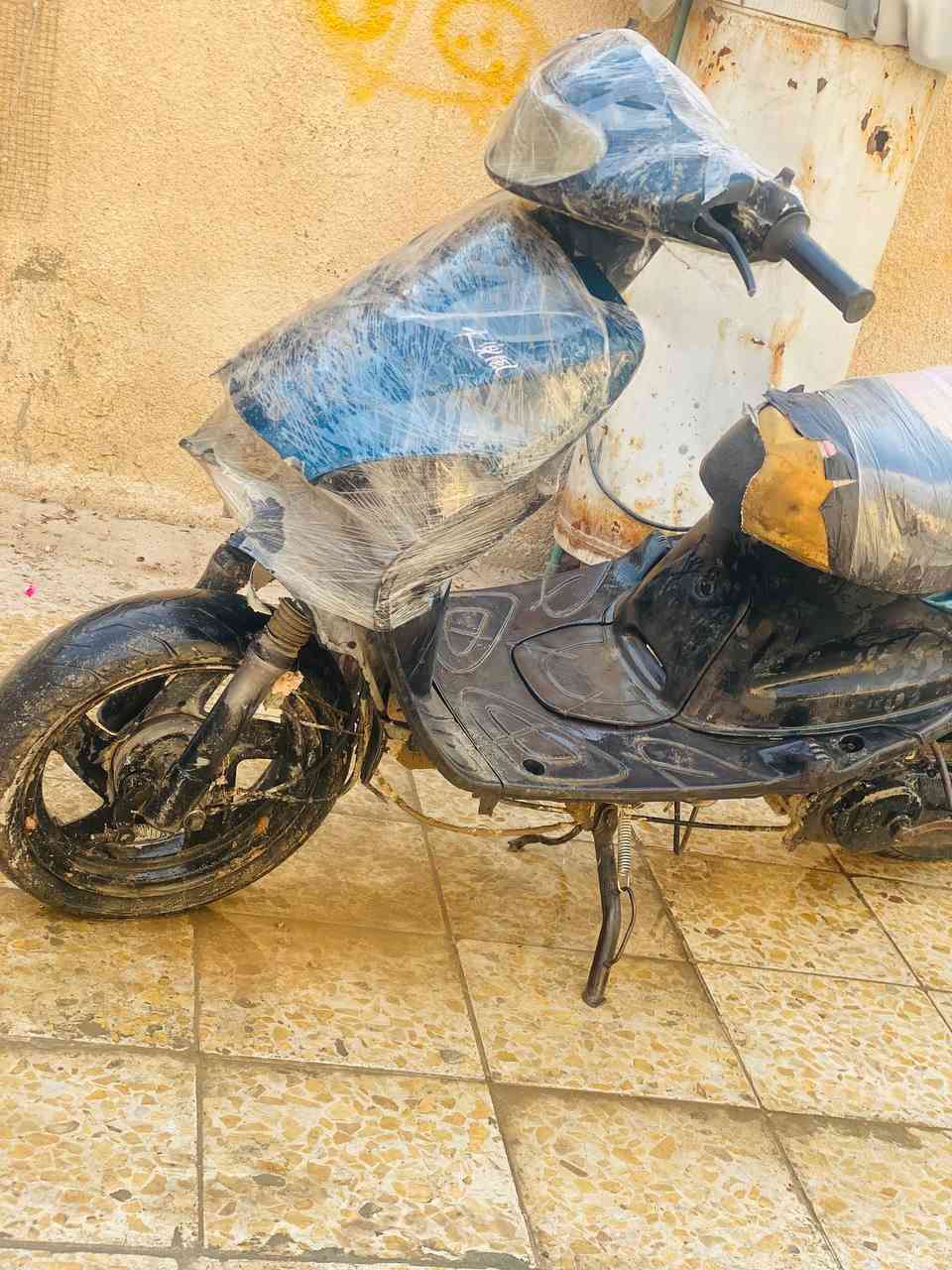 السلام عليكم دراجه البيع خبط مكينه100قبل يومين مجفته كفرات كامله سعر 150وبيه مجال قليل تواصل خاص مكان النجف ***********
