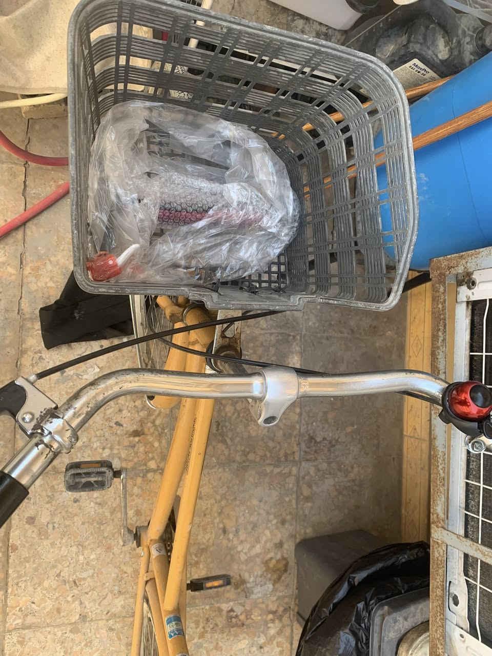 سلام عليكم بايسكل نضيف اخو الجديد ياباني اصلي ابو اليبل سعره ١٢٥ او مراوس بدراجه ٦٠


**إذا كنت صاحب هذا الإعلان وتريد حذفه لأي سبب، رجاءا أرسل رسالة إلى الدعم الفني**